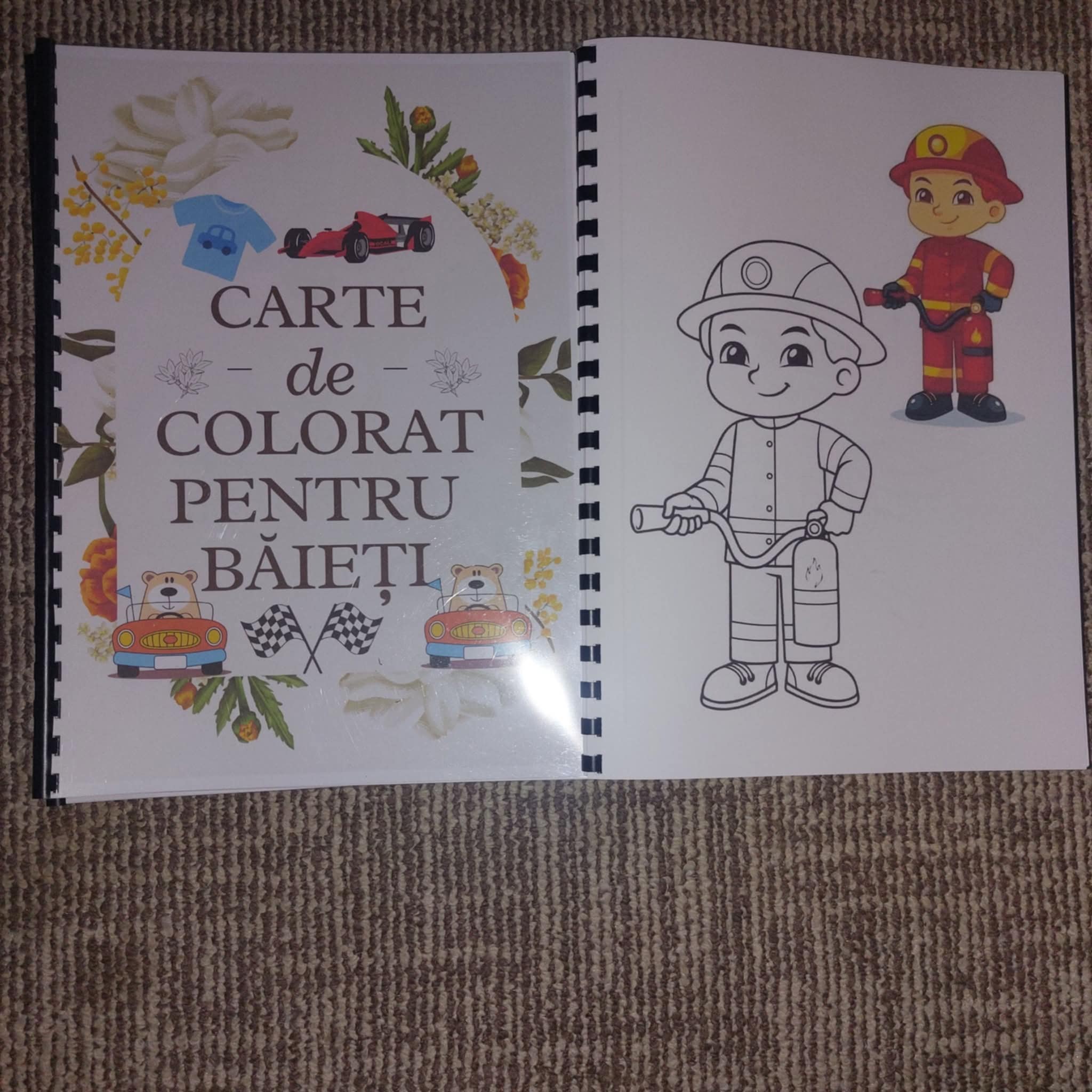 Cărți de colorat personalizate